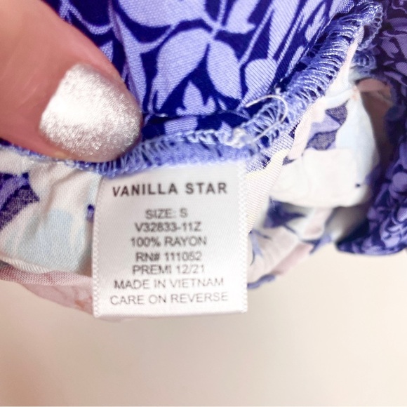 Vanilla Star Size S Women’s Shorts Floral Fly Away Pockets Blue - Picture 3 of 8